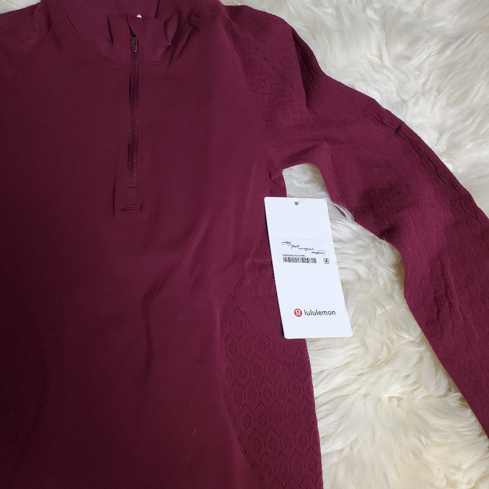 lululemon athletica Reveal 1/2 Zip Mindful Motion - Picture 2 of 8